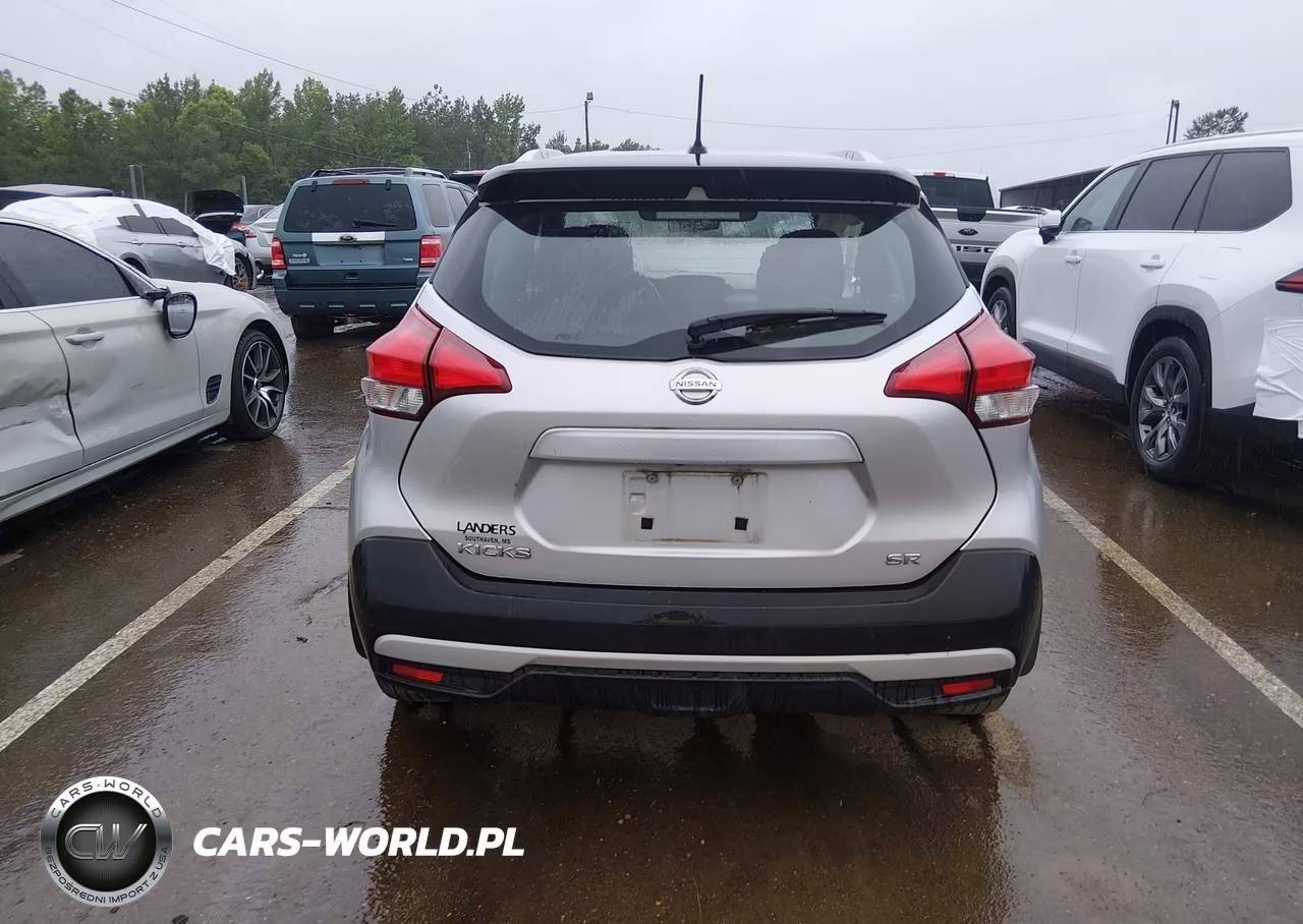 2018 Nissan Kicks Sr VIN:3N1CP5CU1JL507629 - 16