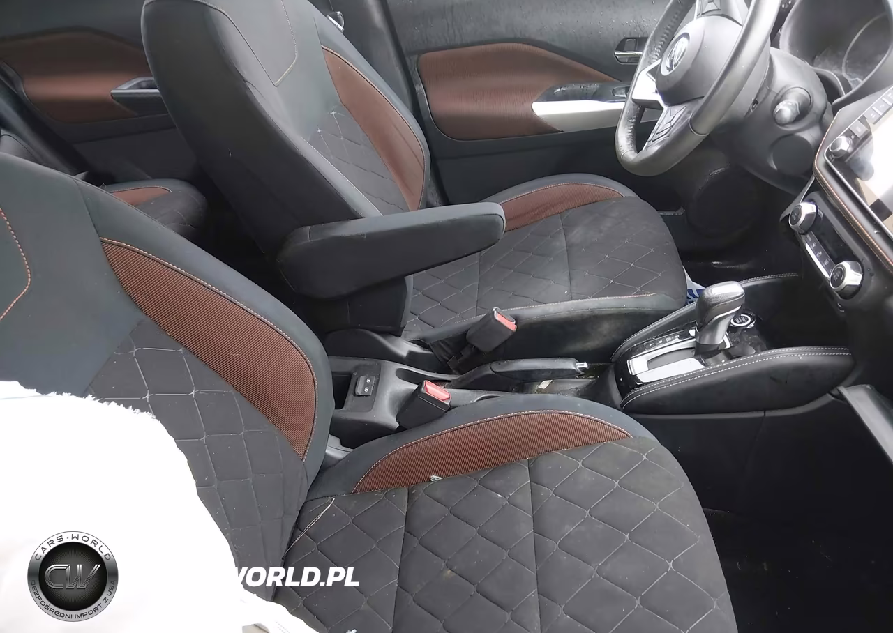 2018 Nissan Kicks Sr VIN:3N1CP5CU1JL507629 - 5