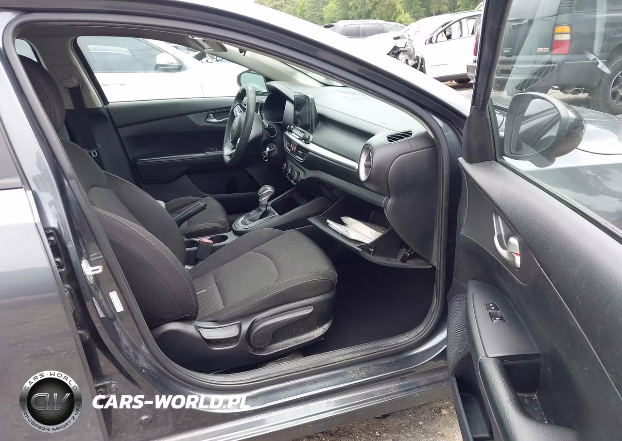 2020 Kia Forte Fe VIN:3KPF24AD5LE185137 - 5