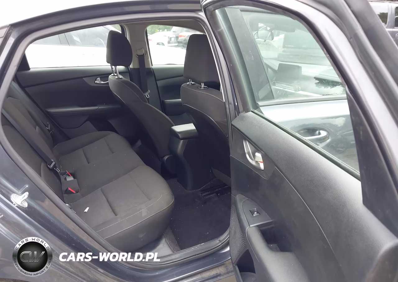 2020 Kia Forte Fe VIN:3KPF24AD5LE185137 - 8
