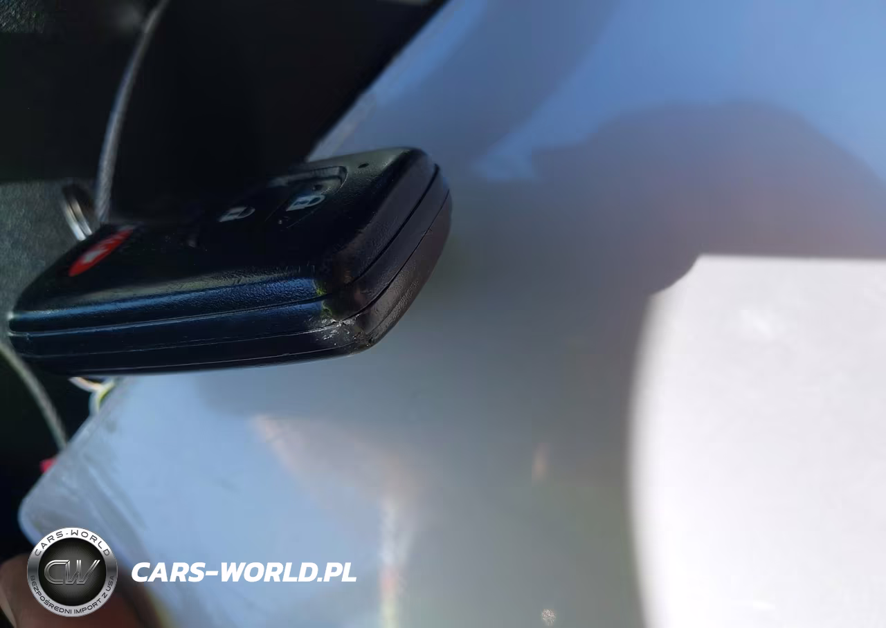 2011 Toyota Prius Two VIN:JTDKN3DUXB0314105 - 11