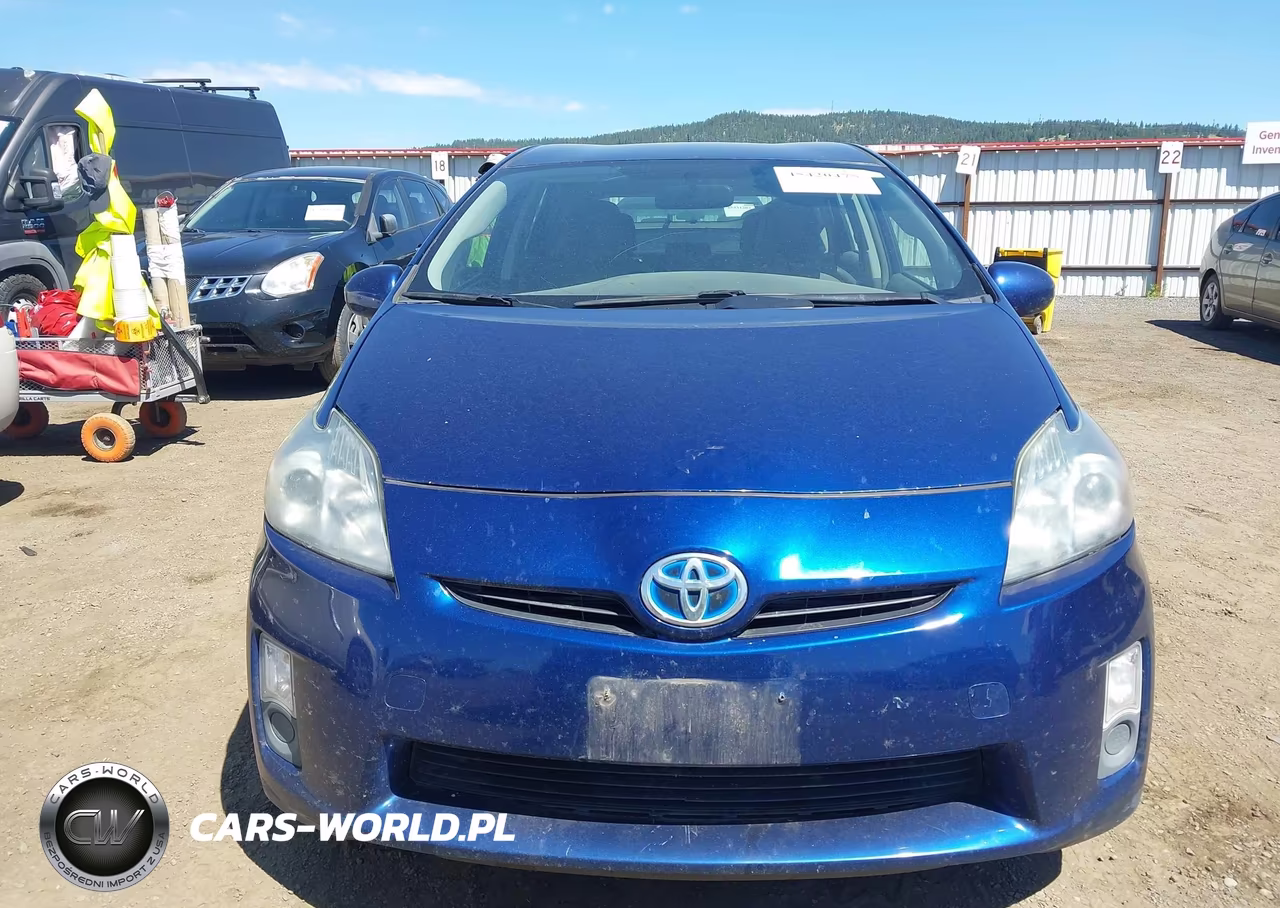 2011 Toyota Prius Two VIN:JTDKN3DUXB0314105 - 12