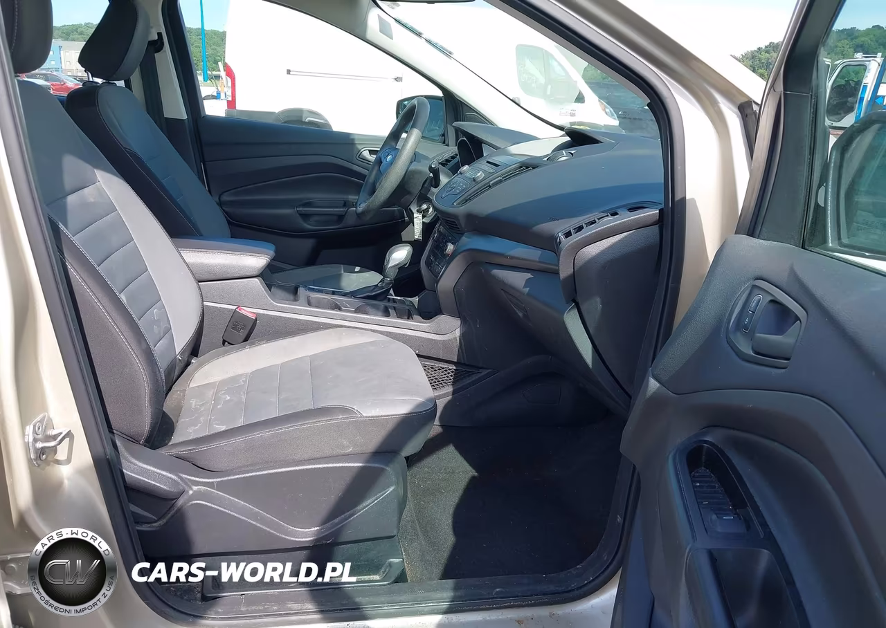 2018 Ford Escape S VIN:1FMCU0F77JUA30799 - 5