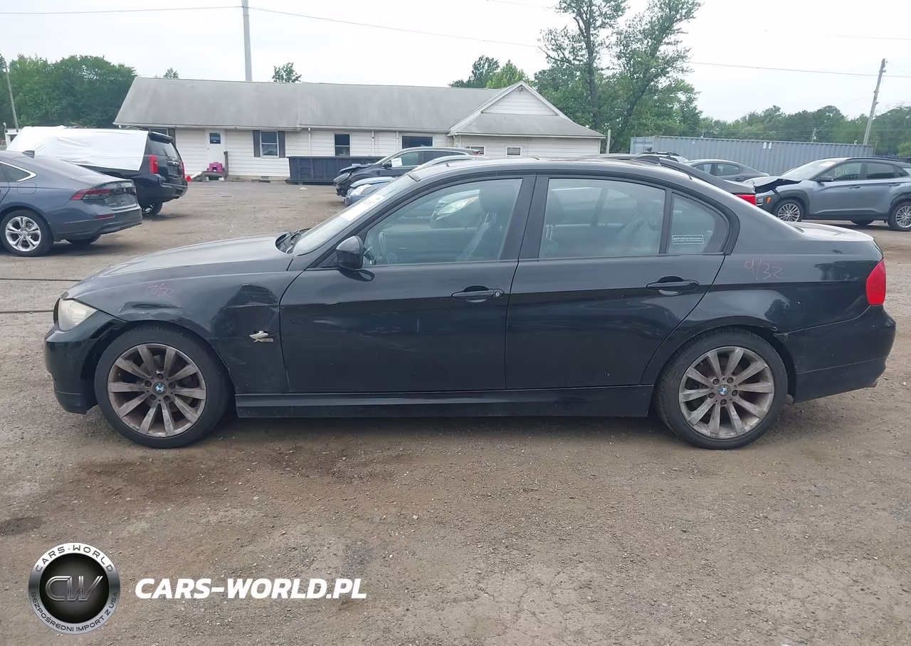 2011 BMW 328I xDrive VIN:WBAPK7C54BF087634 - 14