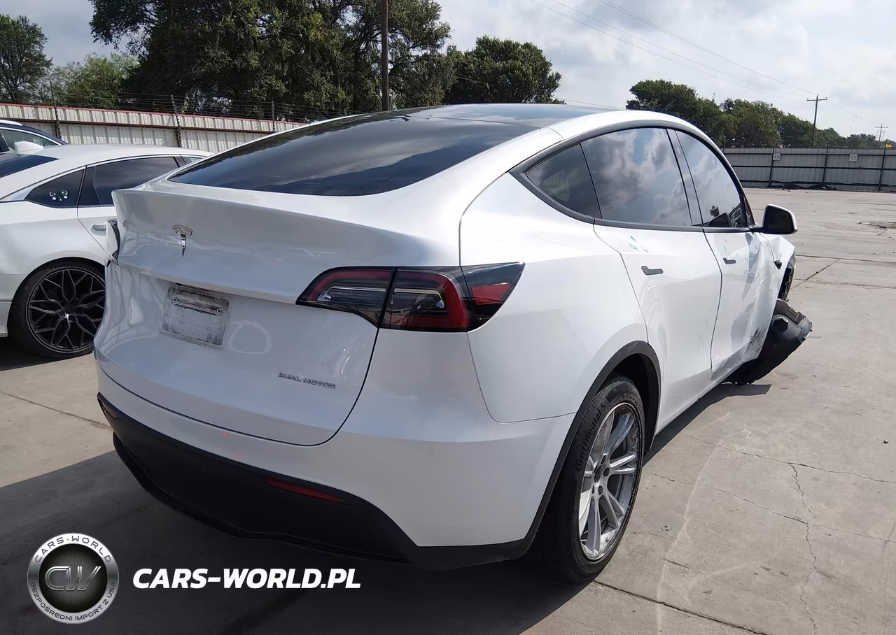 2023 Tesla Model Y Awd-Long Range Dual Motor All-Wheel Drive VIN:7SAYGDEE2PA095683 - 4