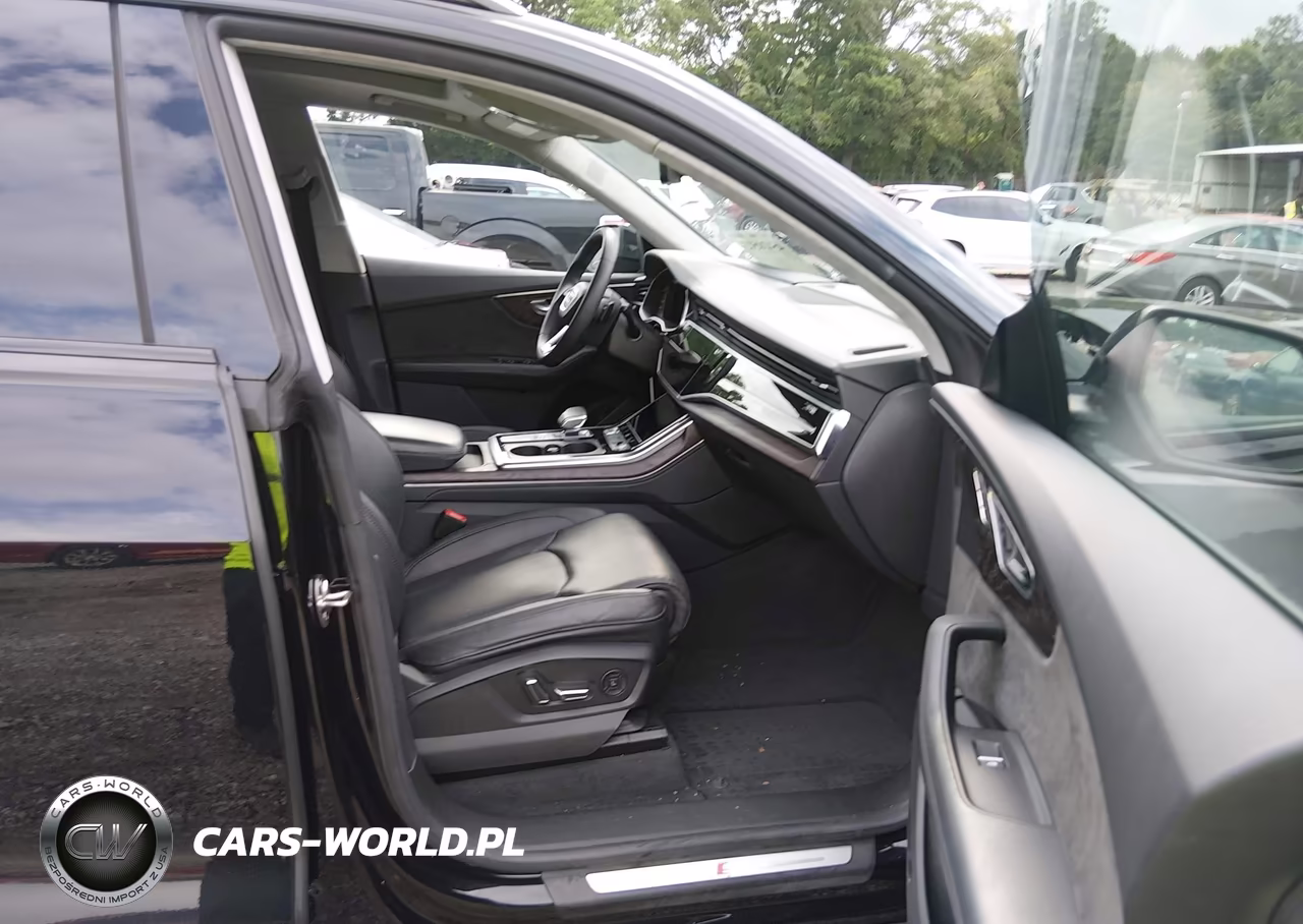 2020 Audi Q8 Prestige 55 Tfsi Quattro Tiptronic VIN:WA1FVAF12LD027127 - 5