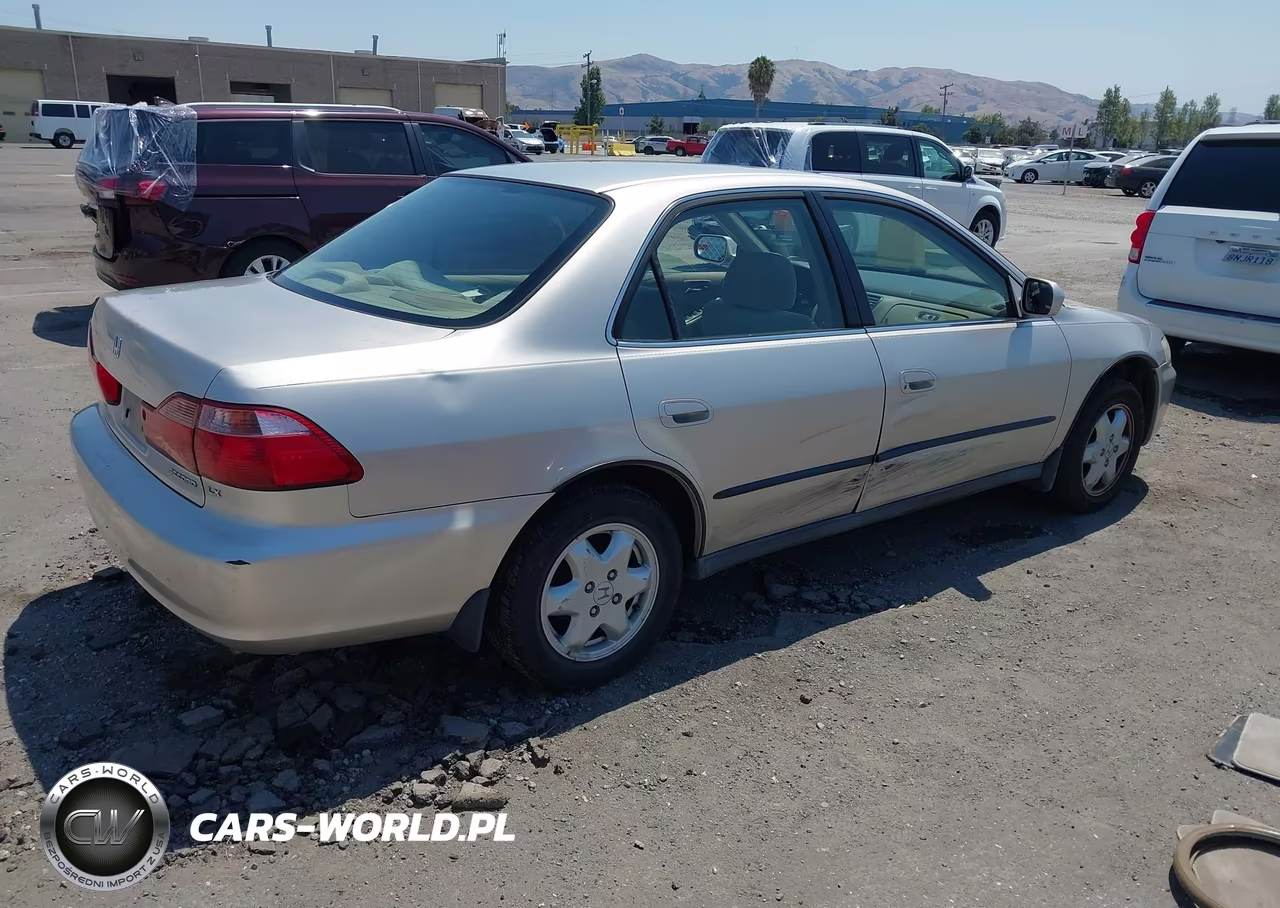 1999 Honda Accord Lx VIN:JHMCG6654XC008916 - 4