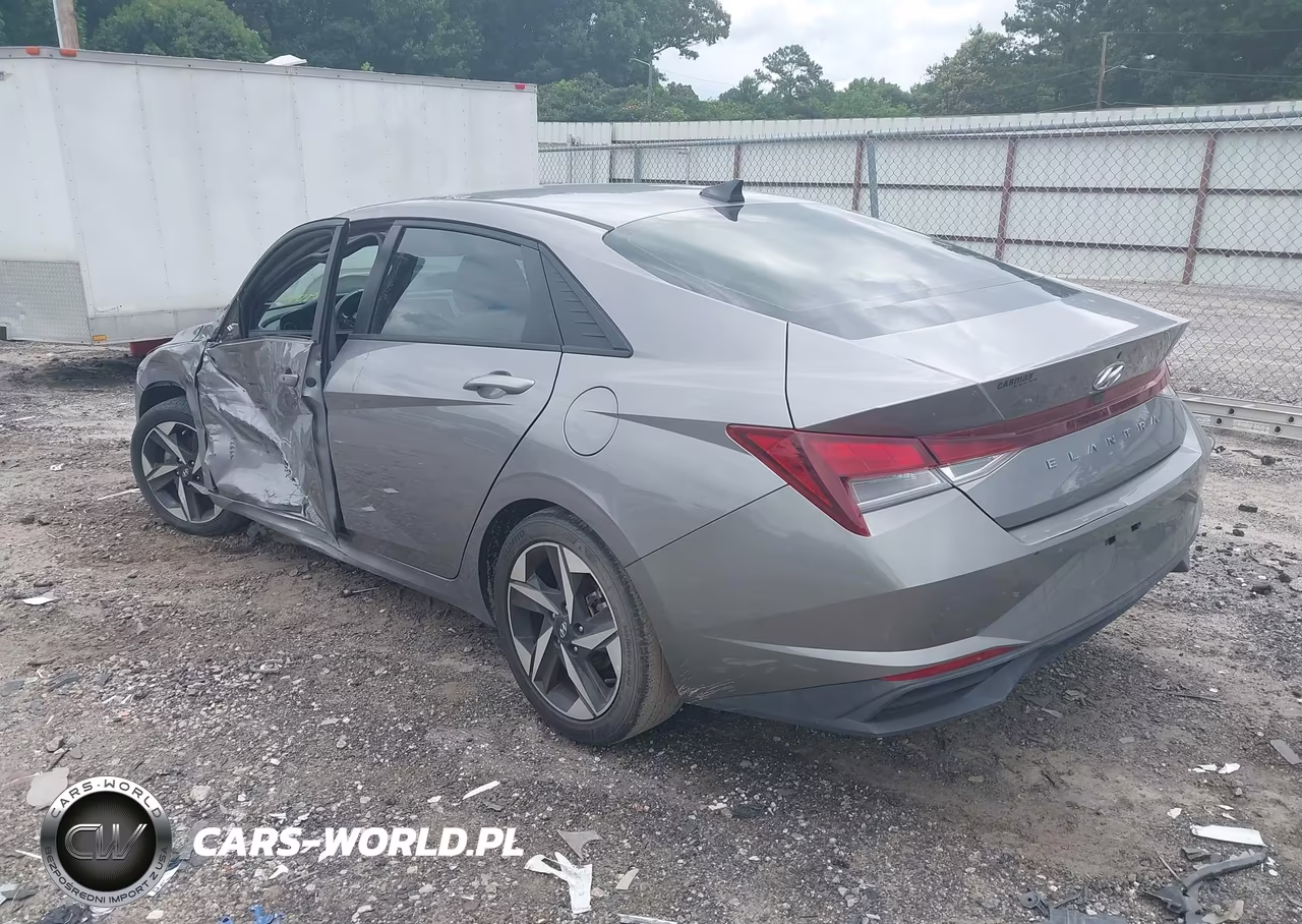 2023 Hyundai Elantra Sel VIN:KMHLS4AG8PU590943 - 3