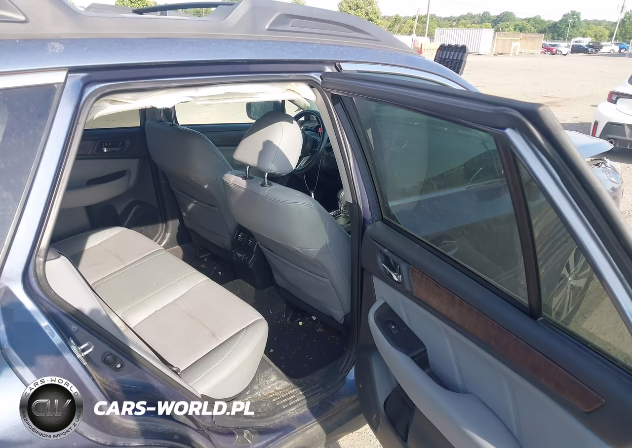 2018 Subaru Outback 3.6R Limited VIN:4S4BSENC9J3337703 - 8