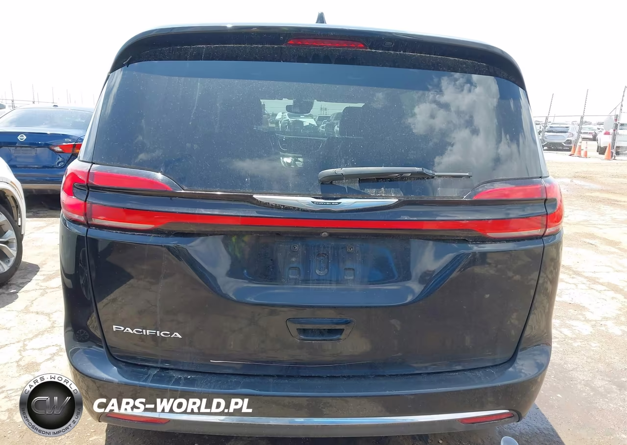 2022 Chrysler Pacifica Touring L VIN:2C4RC1BG4NR229485 - 17