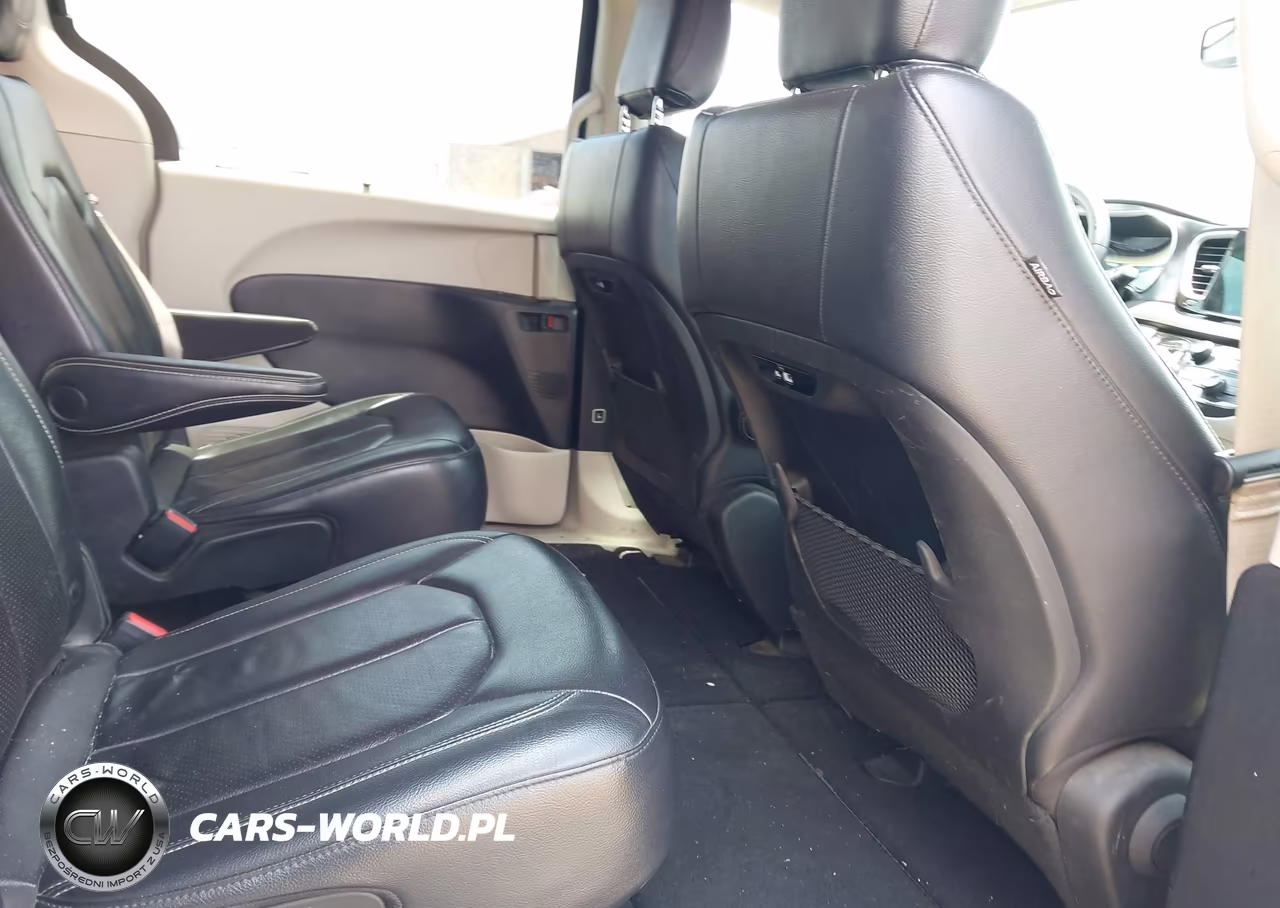 2022 Chrysler Pacifica Touring L VIN:2C4RC1BG4NR229485 - 8