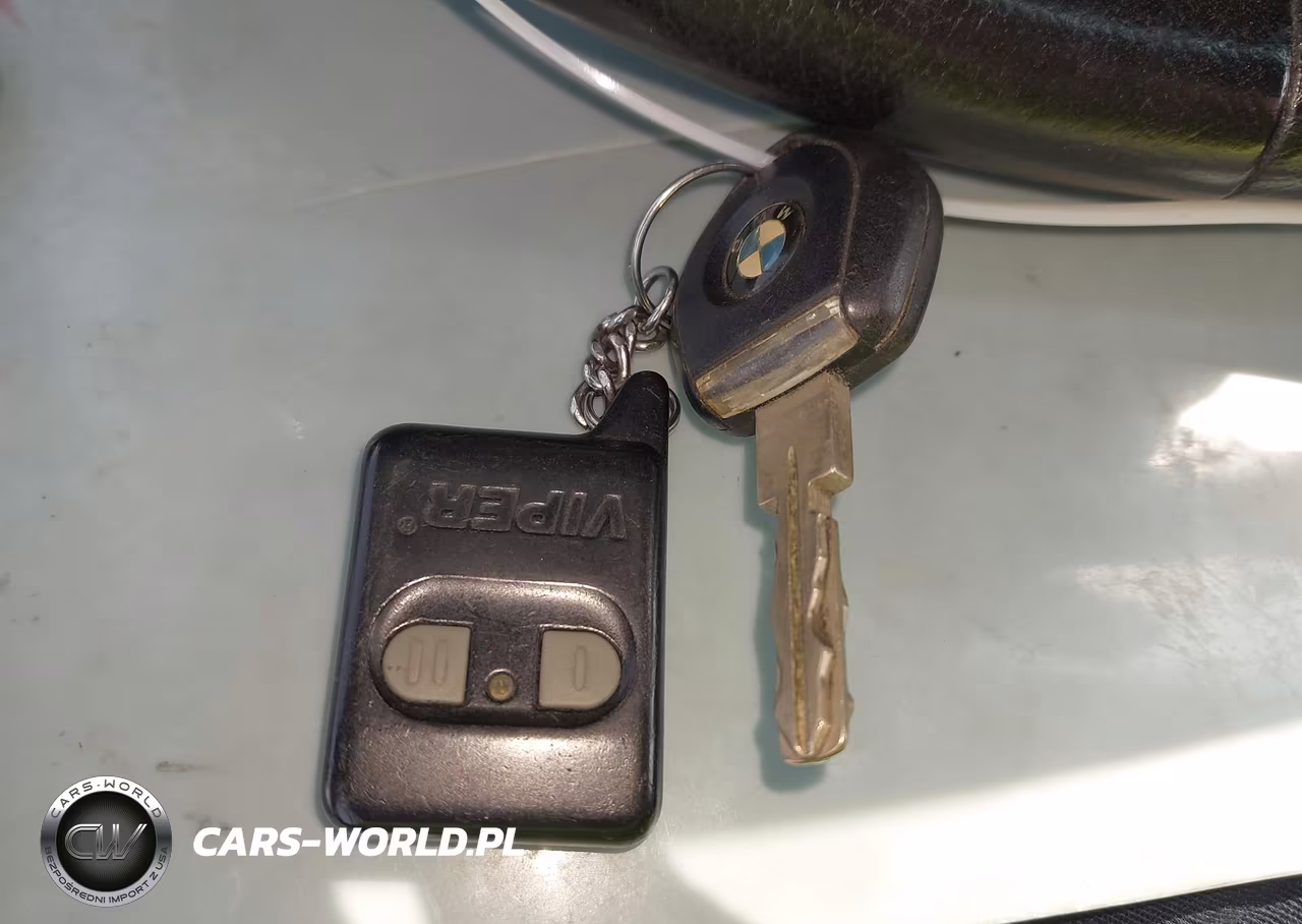 2001 BMW Z3 3.0I VIN:WBACN53411LL46422 - 11