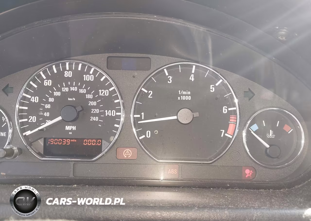 2001 BMW Z3 3.0I VIN:WBACN53411LL46422 - 7