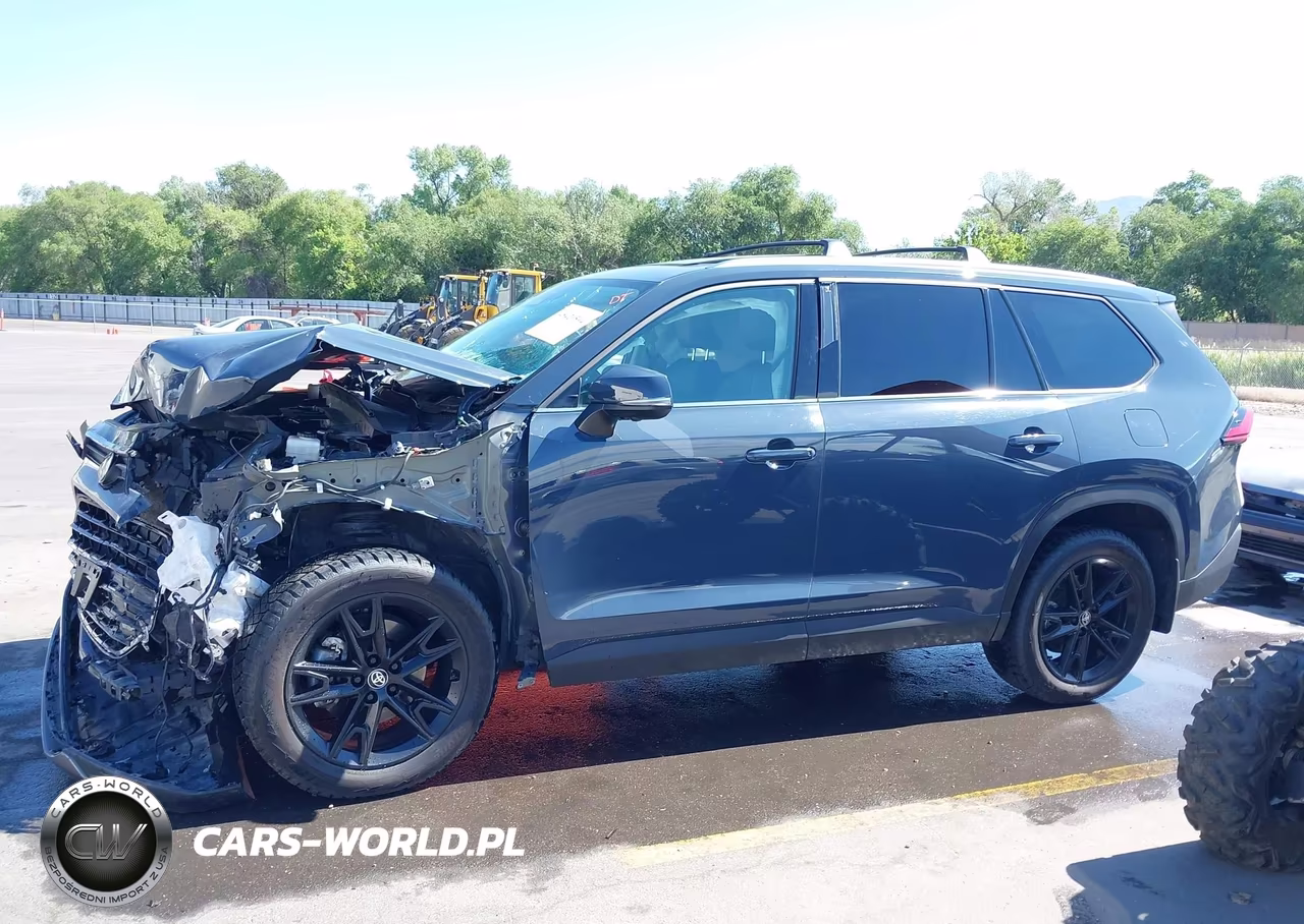 2024 Toyota Grand Highlander Platinum VIN:5TDAAAB56RS068152 - 15