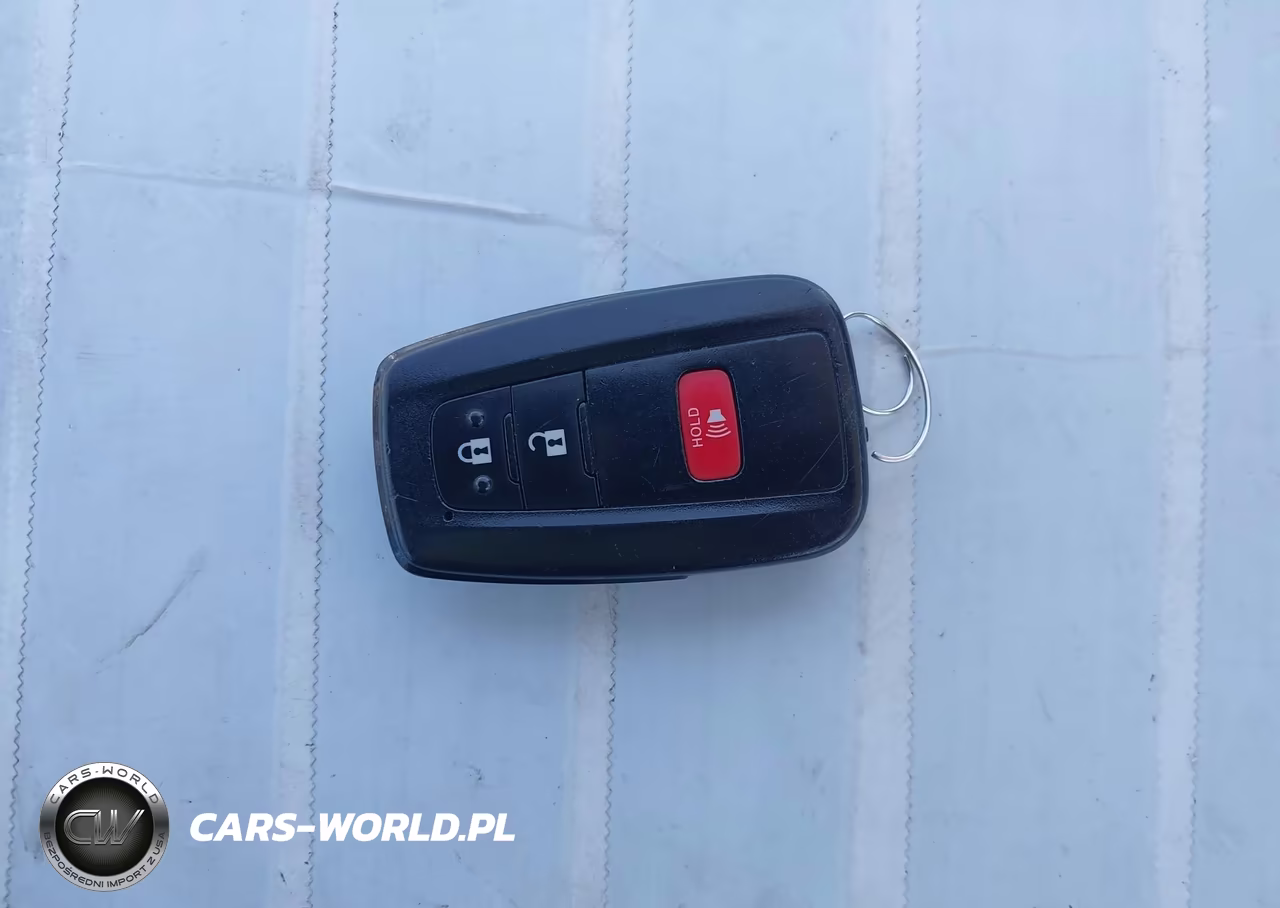 2021 Toyota Prius Limited VIN:JTDKAMFU6M3130179 - 11