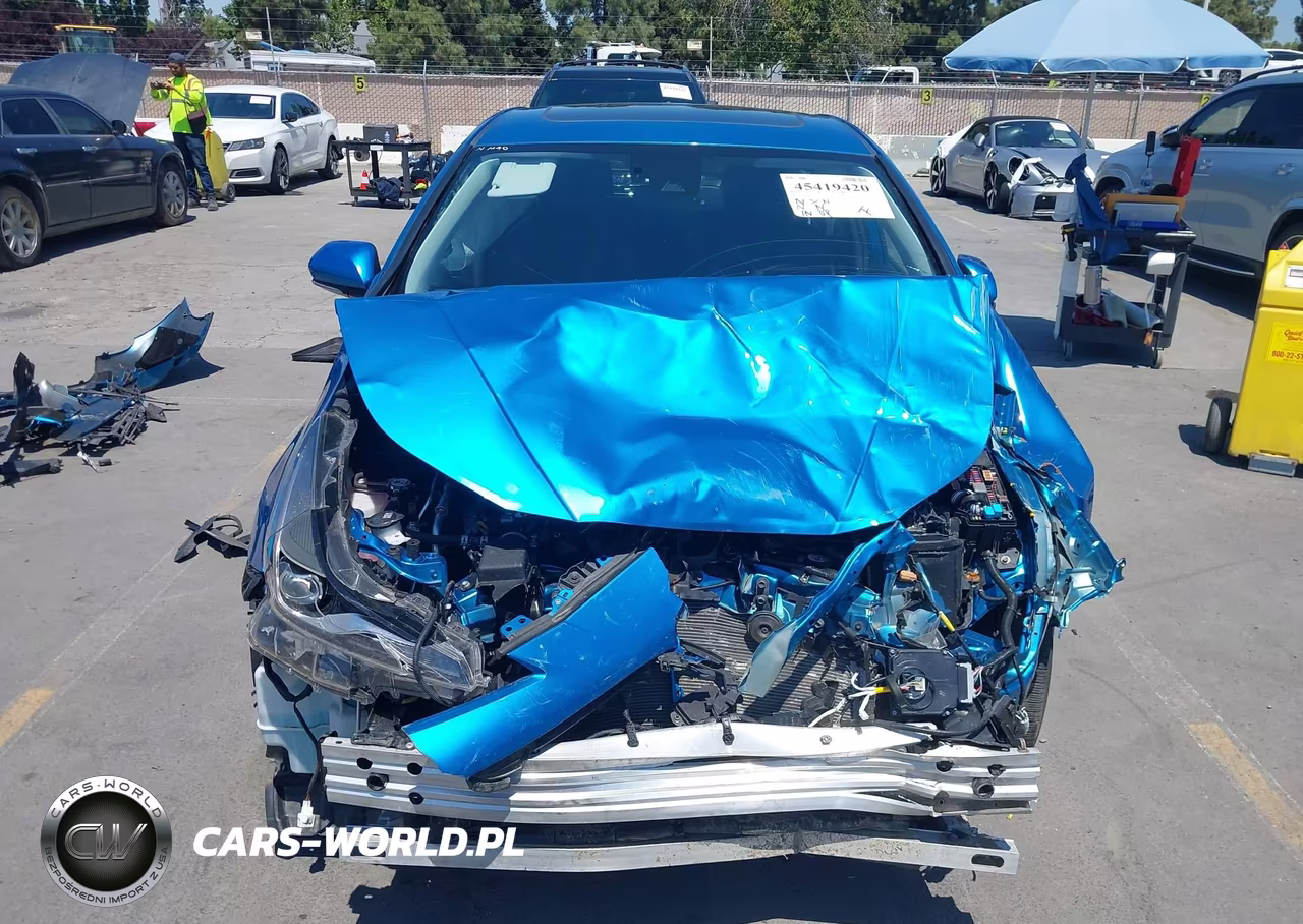 2021 Toyota Prius Limited VIN:JTDKAMFU6M3130179 - 13