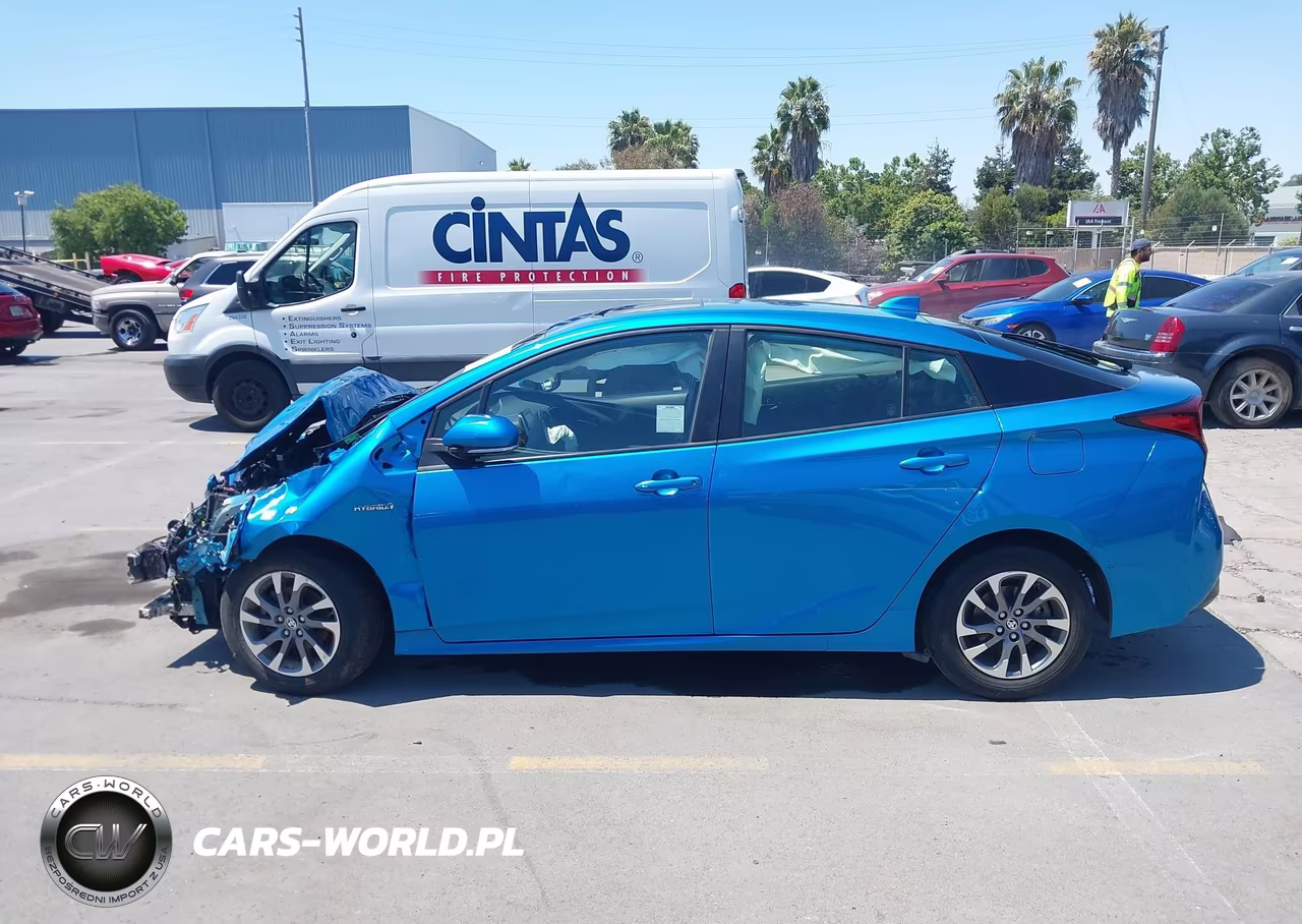 2021 Toyota Prius Limited VIN:JTDKAMFU6M3130179 - 15