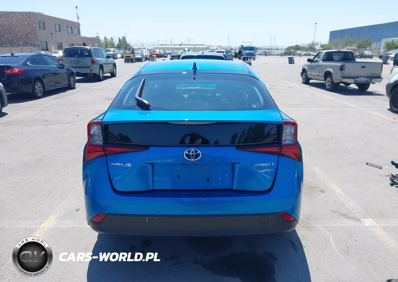2021 Toyota Prius Limited VIN:JTDKAMFU6M3130179 - 17