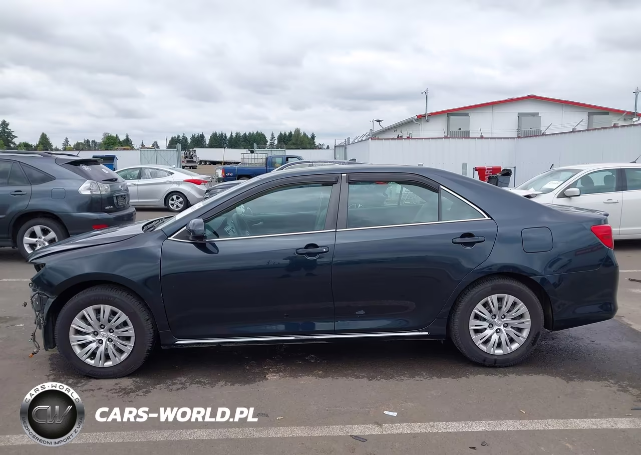 2014 Toyota Camry Le VIN:4T1BF1FK5EU415672 - 15