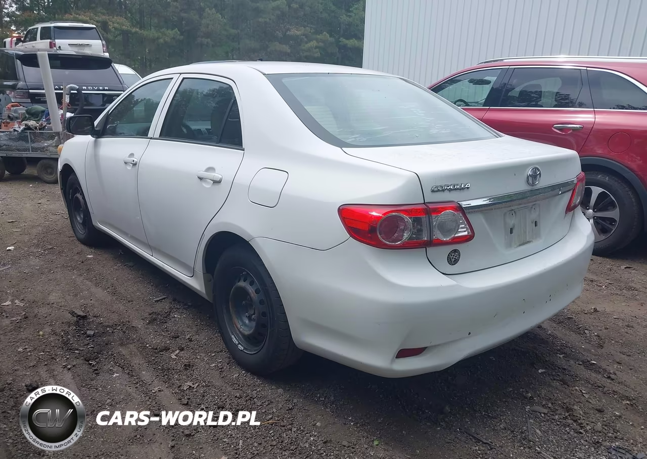 2011 Toyota Corolla VIN:2T1BU4EE8BC716033 - 3
