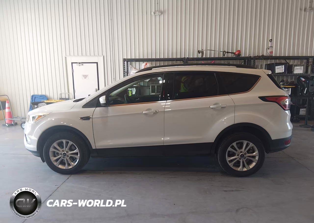 2018 Ford Escape Se VIN:1FMCU9GDXJUD08748 - 14