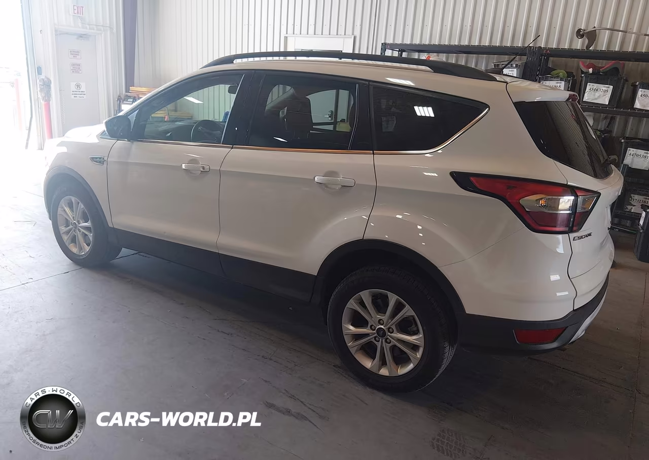 2018 Ford Escape Se VIN:1FMCU9GDXJUD08748 - 3