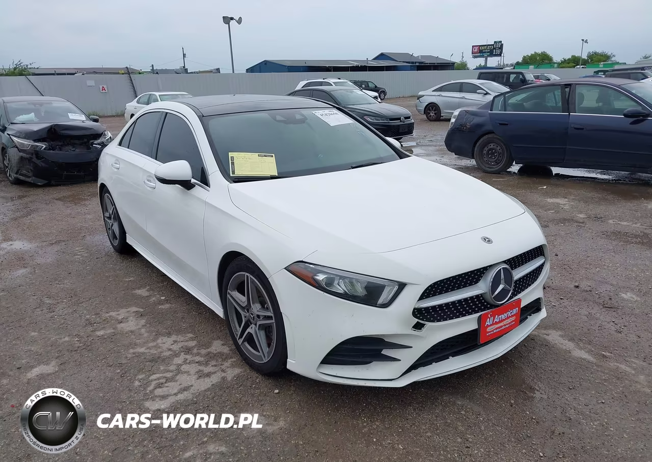 2019 Mercedes-Benz A 220