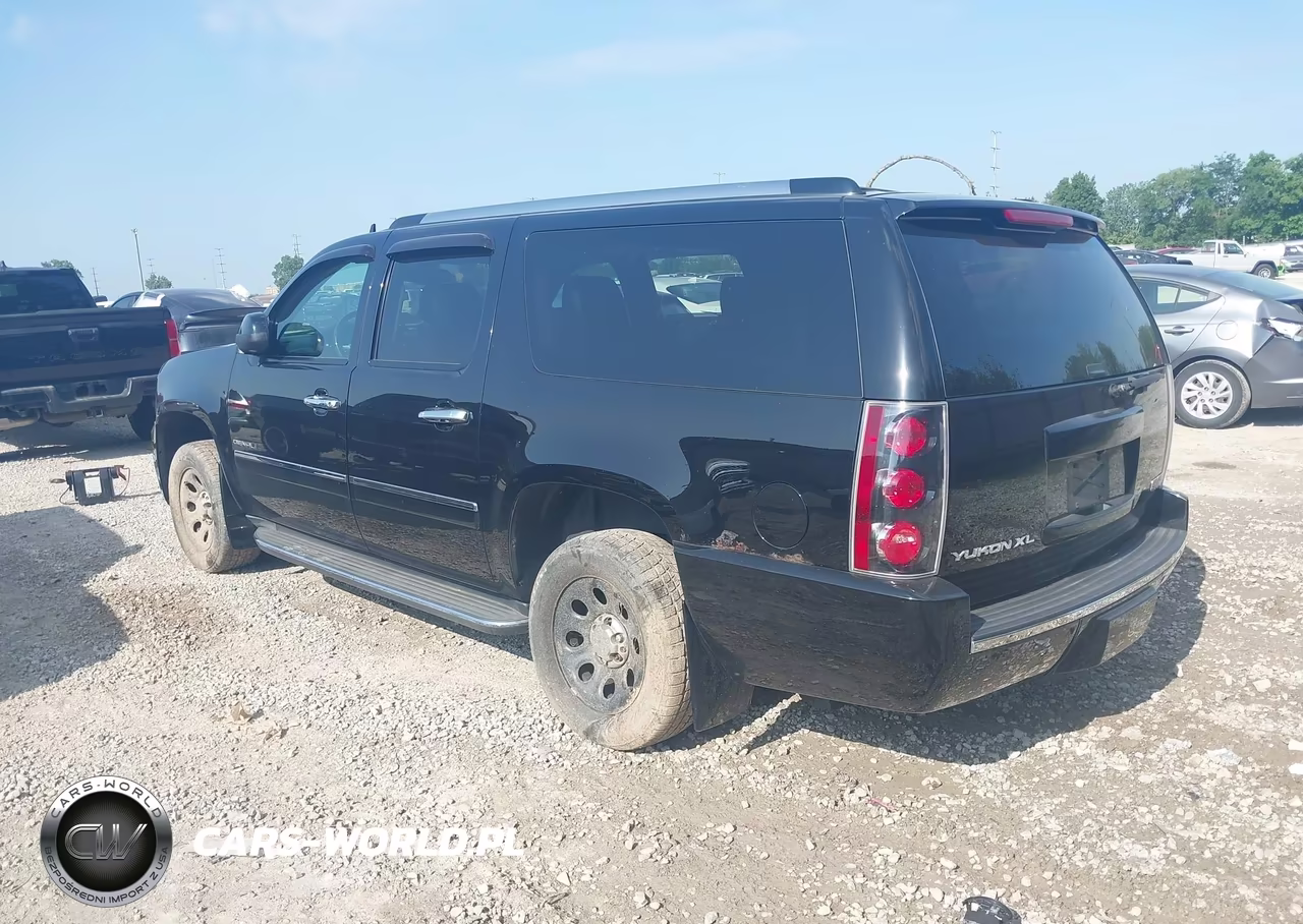 2013 GMC Yukon Xl 1500 Denali VIN:1GKS2MEF8DR357584 - 3