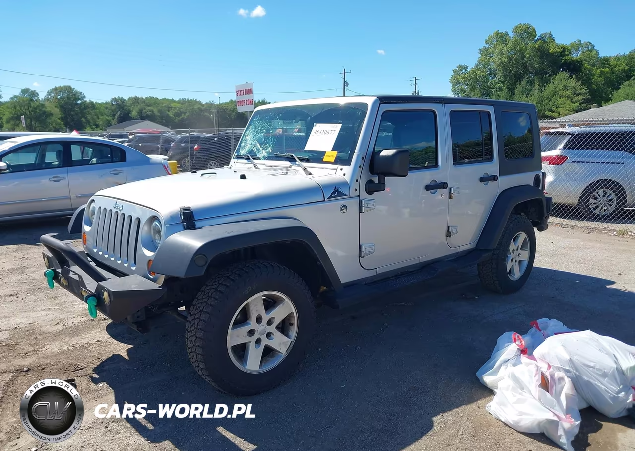 2008 Jeep Wrangler Unlimited X VIN:1J4GA39138L527169 - 2
