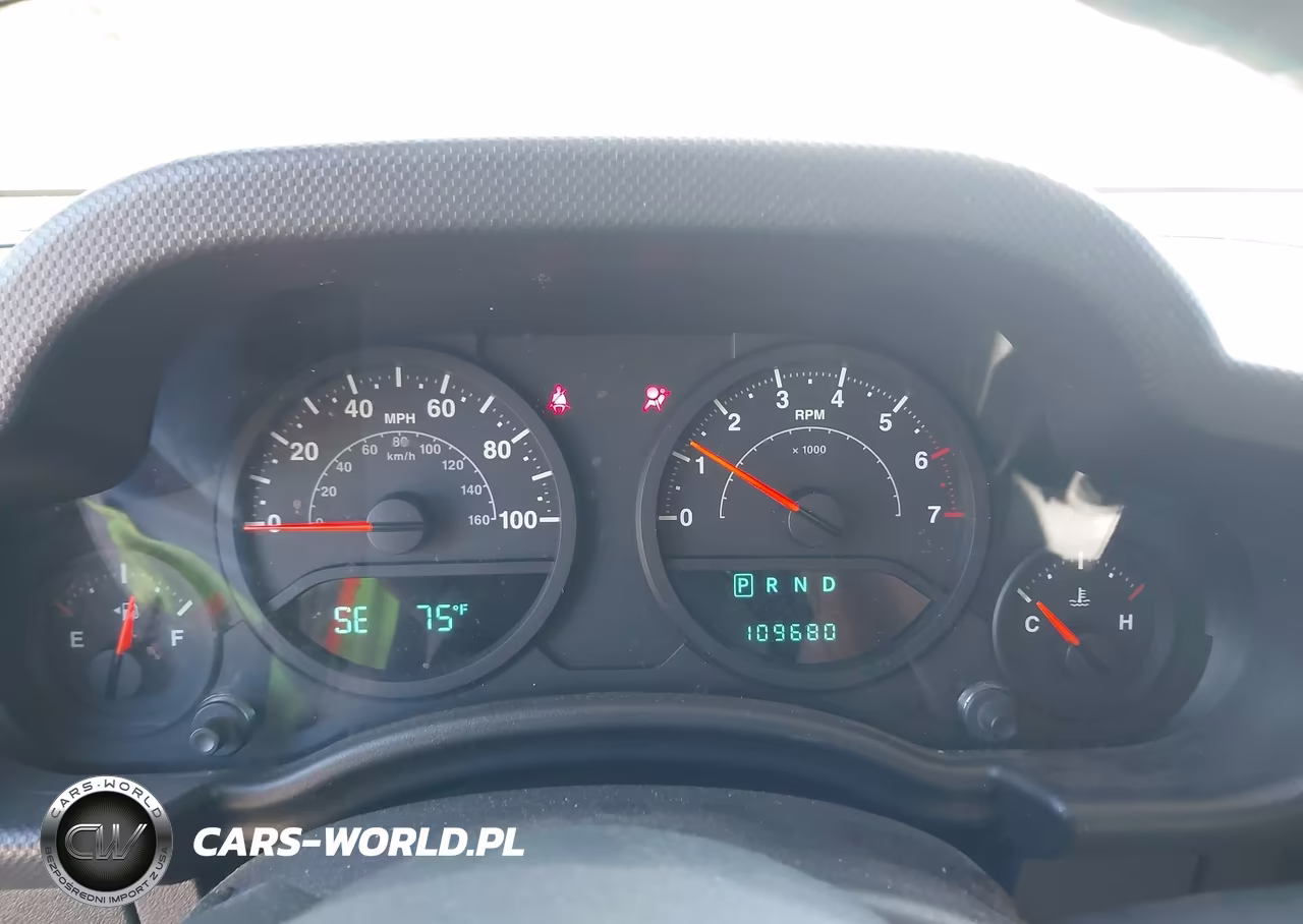 2008 Jeep Wrangler Unlimited X VIN:1J4GA39138L527169 - 7