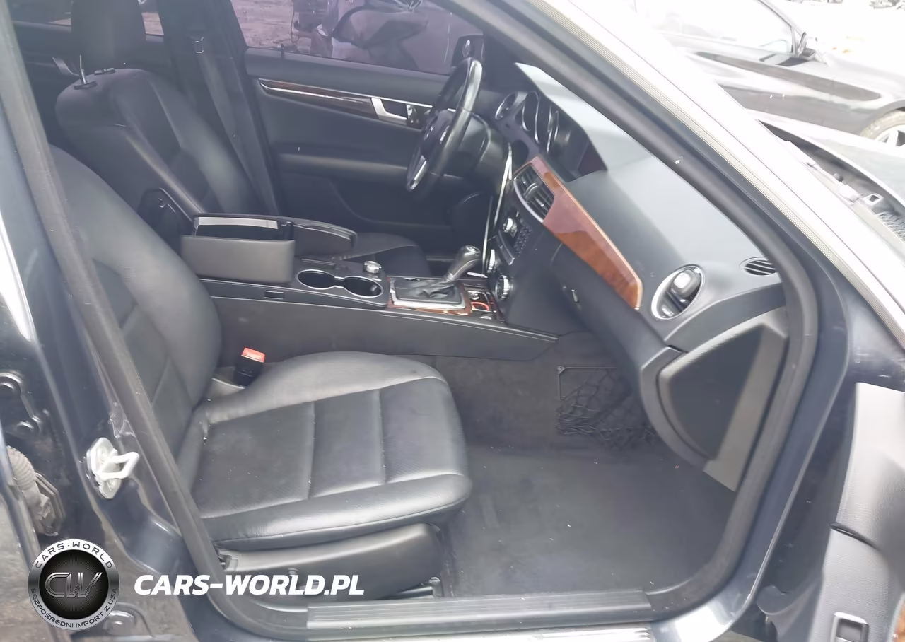 2013 Mercedes-Benz C 250 Sport VIN:WDDGF4HBXDA841534 - 5