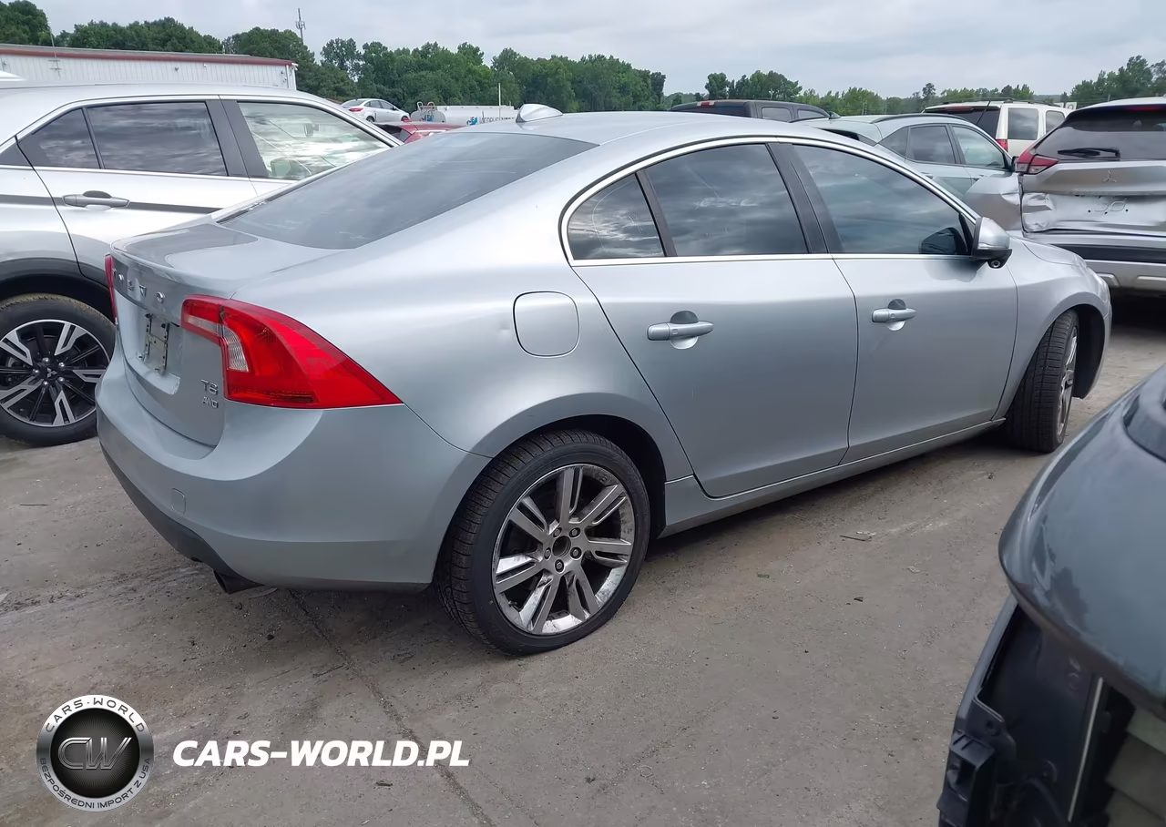 2012 Volvo S60 T6 VIN:YV1902FH3C2055416 - 4