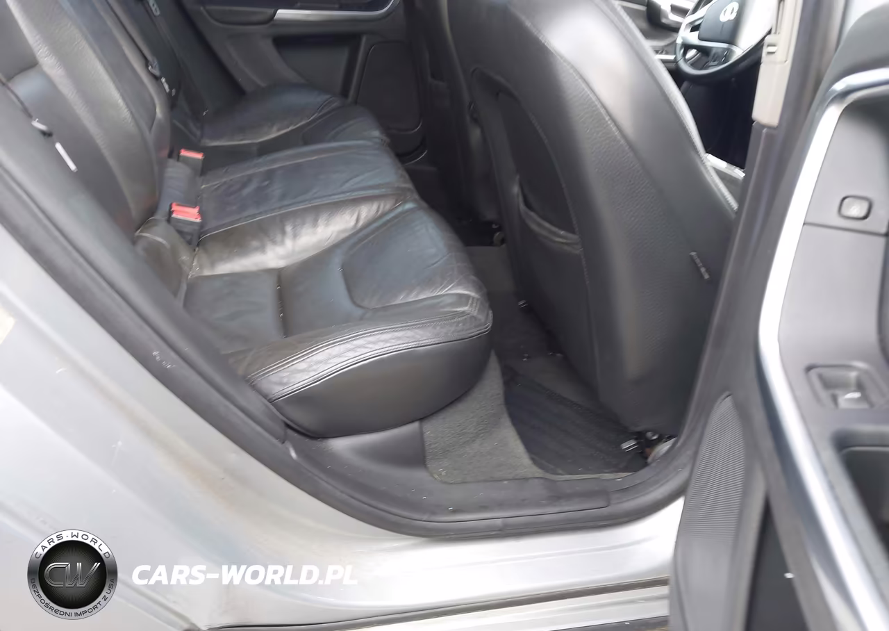 2012 Volvo S60 T6 VIN:YV1902FH3C2055416 - 8