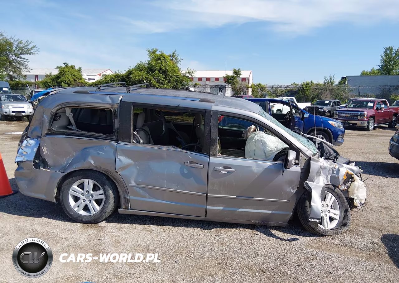 2013 Dodge Grand Caravan Crew VIN:2C4RDGDG4DR617862 - 13