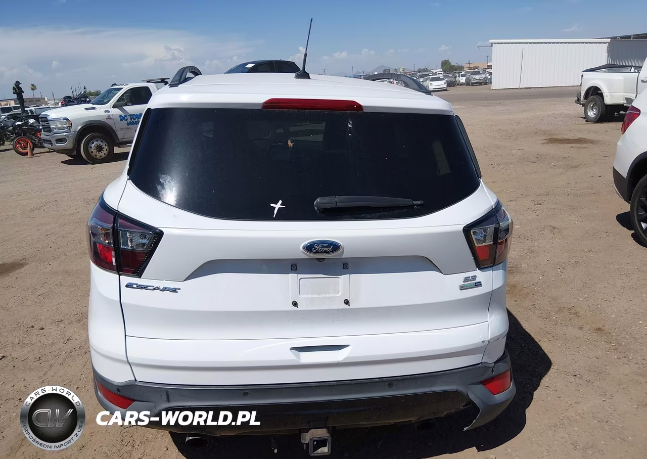 2017 Ford Escape Se VIN:1FMCU9G90HUE37040 - 15