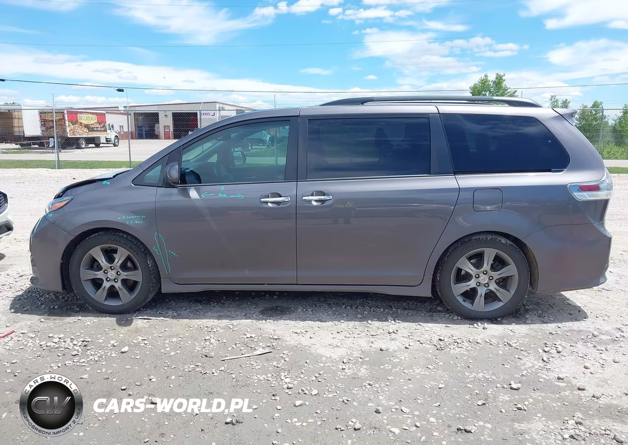 2015 Toyota Sienna Se 8 Passenger VIN:5TDXK3DC3FS565220 - 15