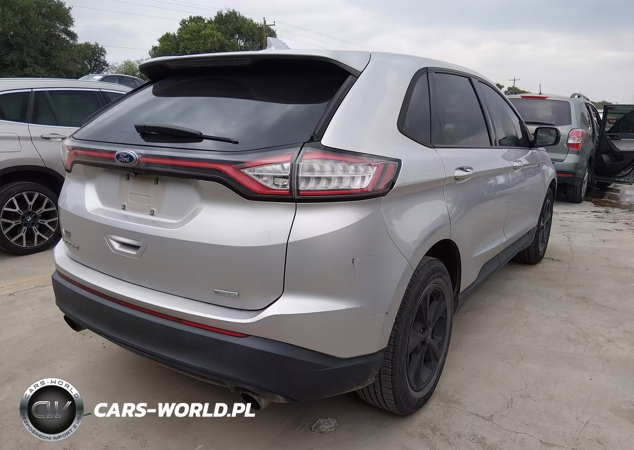 2016 Ford Edge Se VIN:2FMPK3G95GBB72608 - 4