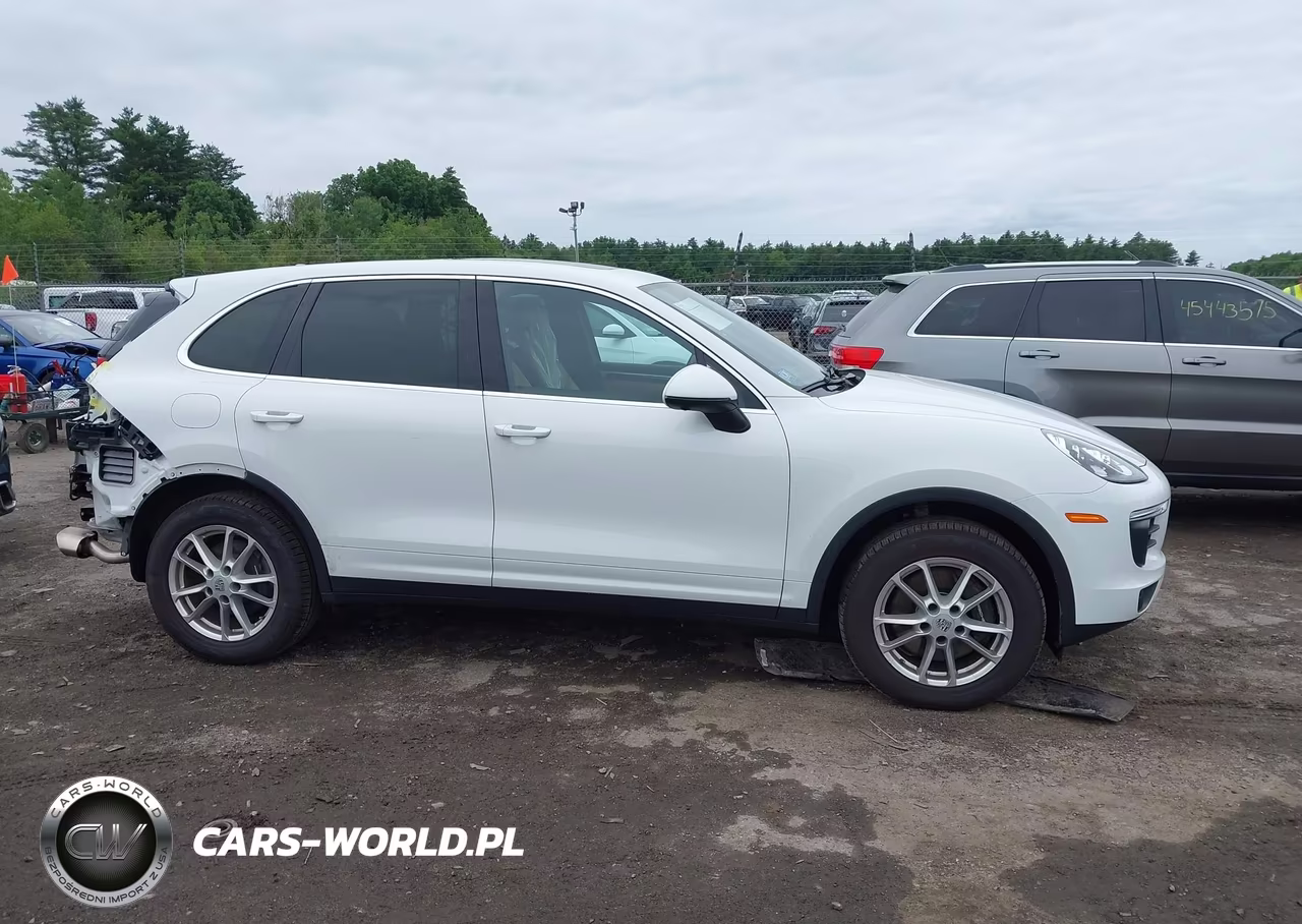 2017 Porsche Cayenne Platinum Edition VIN:WP1AA2A21HKA82879 - 14