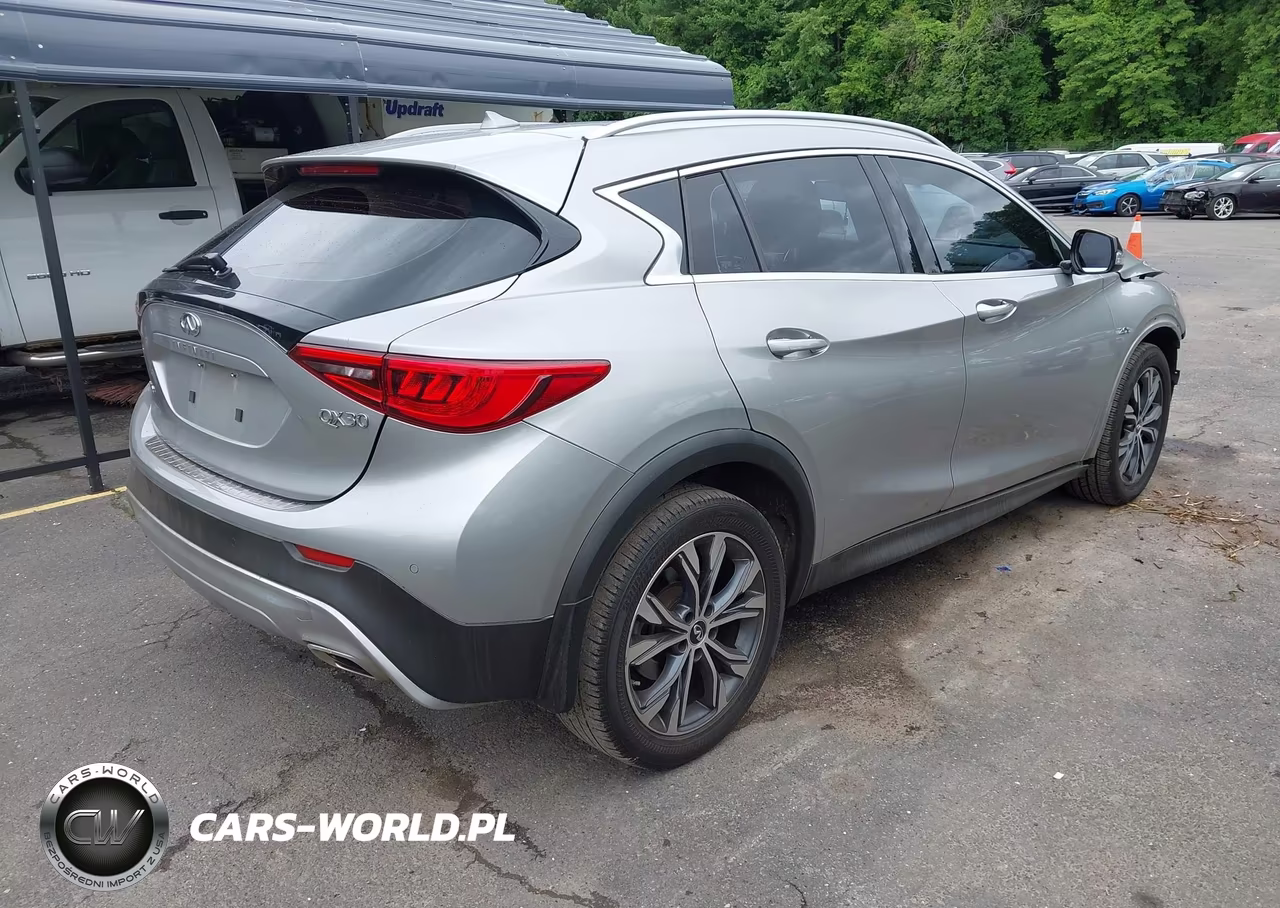 2017 Infiniti Qx30 Premium VIN:SJKCH5CR9HA029514 - 4