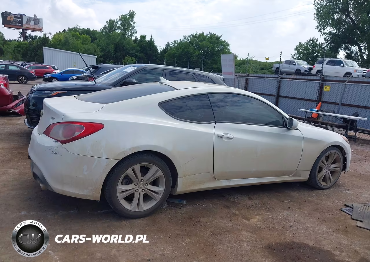 2010 Hyundai Genesis 2.0T Premium VIN:KMHHT6KD3AU018642 - 13