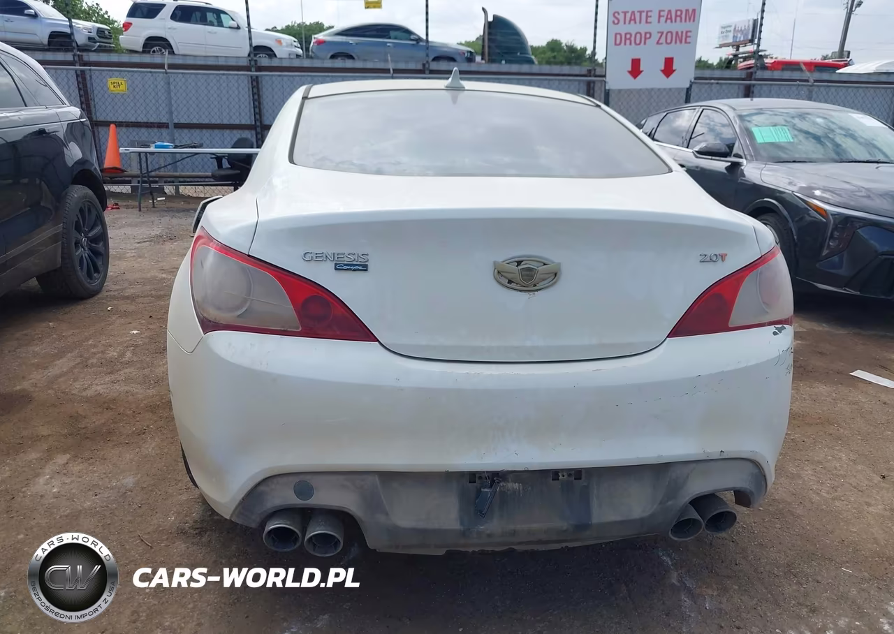 2010 Hyundai Genesis 2.0T Premium VIN:KMHHT6KD3AU018642 - 16