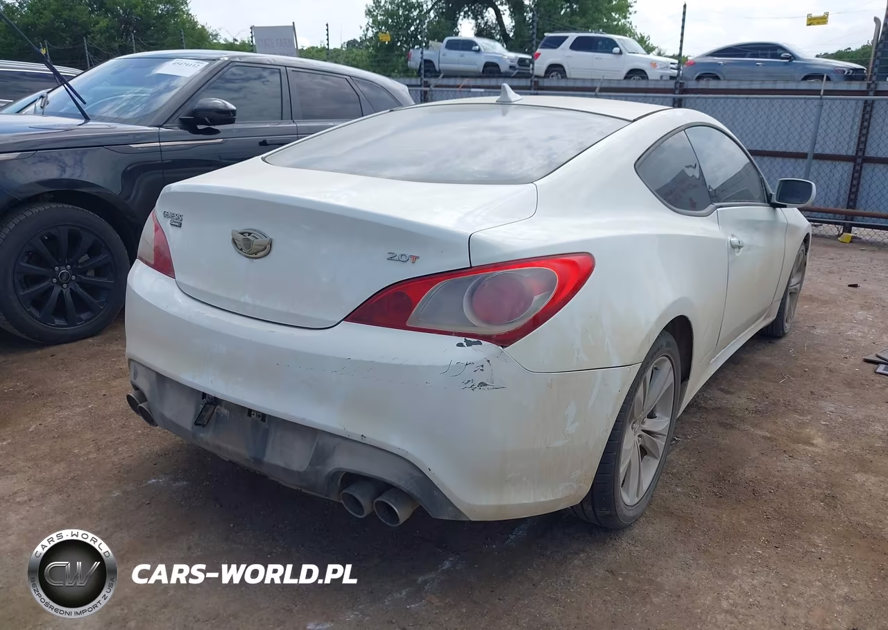2010 Hyundai Genesis 2.0T Premium VIN:KMHHT6KD3AU018642 - 4