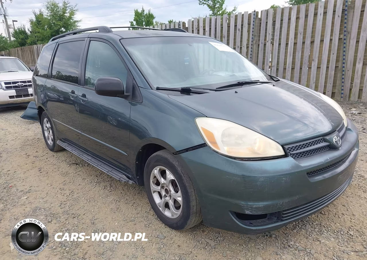 2004 Toyota Sienna Le – zdjęcie 1 z 11