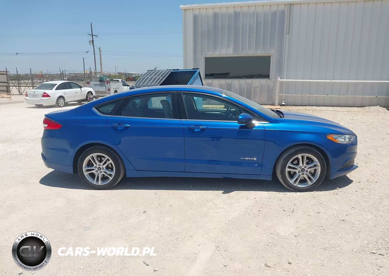 2018 Ford Fusion Hybrid S VIN:3FA6P0UUXJR212737 - 14