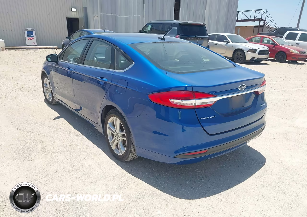 2018 Ford Fusion Hybrid S VIN:3FA6P0UUXJR212737 - 3