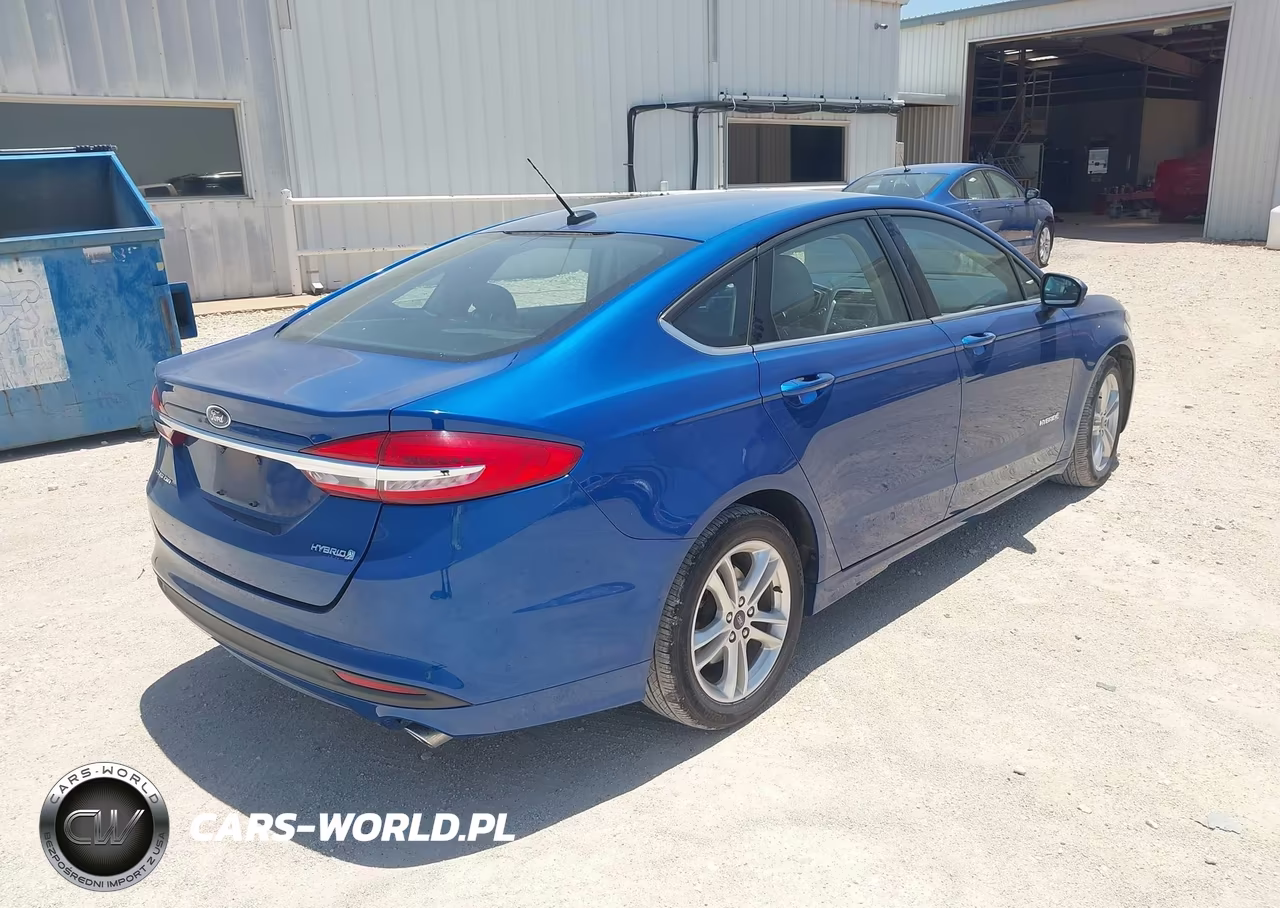 2018 Ford Fusion Hybrid S VIN:3FA6P0UUXJR212737 - 4