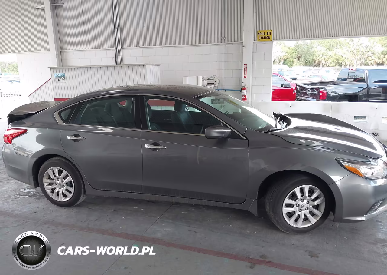 2017 Nissan Altima 2.5 S VIN:1N4AL3AP7HN308747 - 13