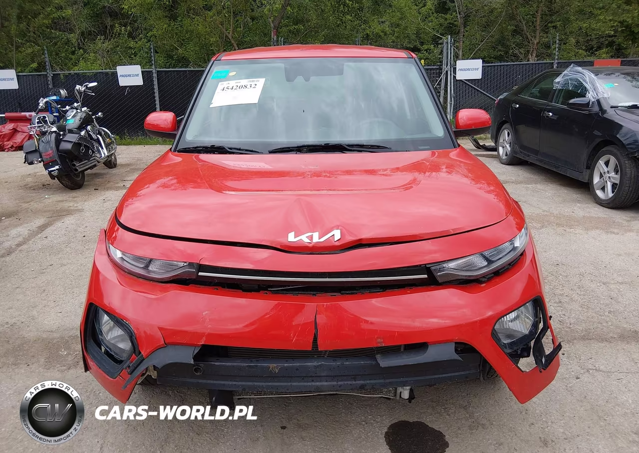 2022 Kia Soul Lx VIN:KNDJ23AU7N7183946 - 13