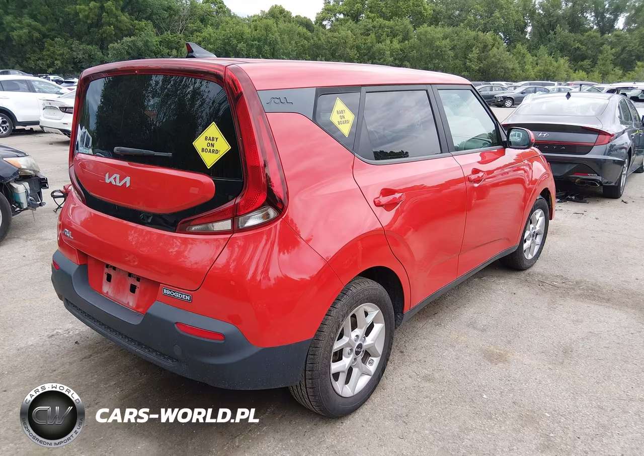 2022 Kia Soul Lx VIN:KNDJ23AU7N7183946 - 4