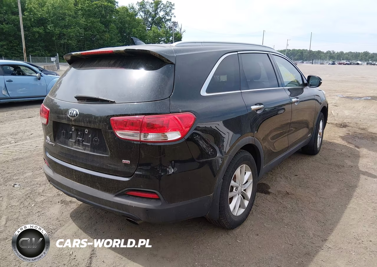 2017 Kia Sorento 2.4L Lx VIN:5XYPGDA32HG256107 - 4